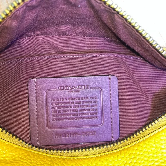 🔥 COACH PEPPLE LEATHER FANNY PACK WITH MED CORNER ZIP WALLET ORCHRE YELLOW KHAKI - Picture 5 of 11